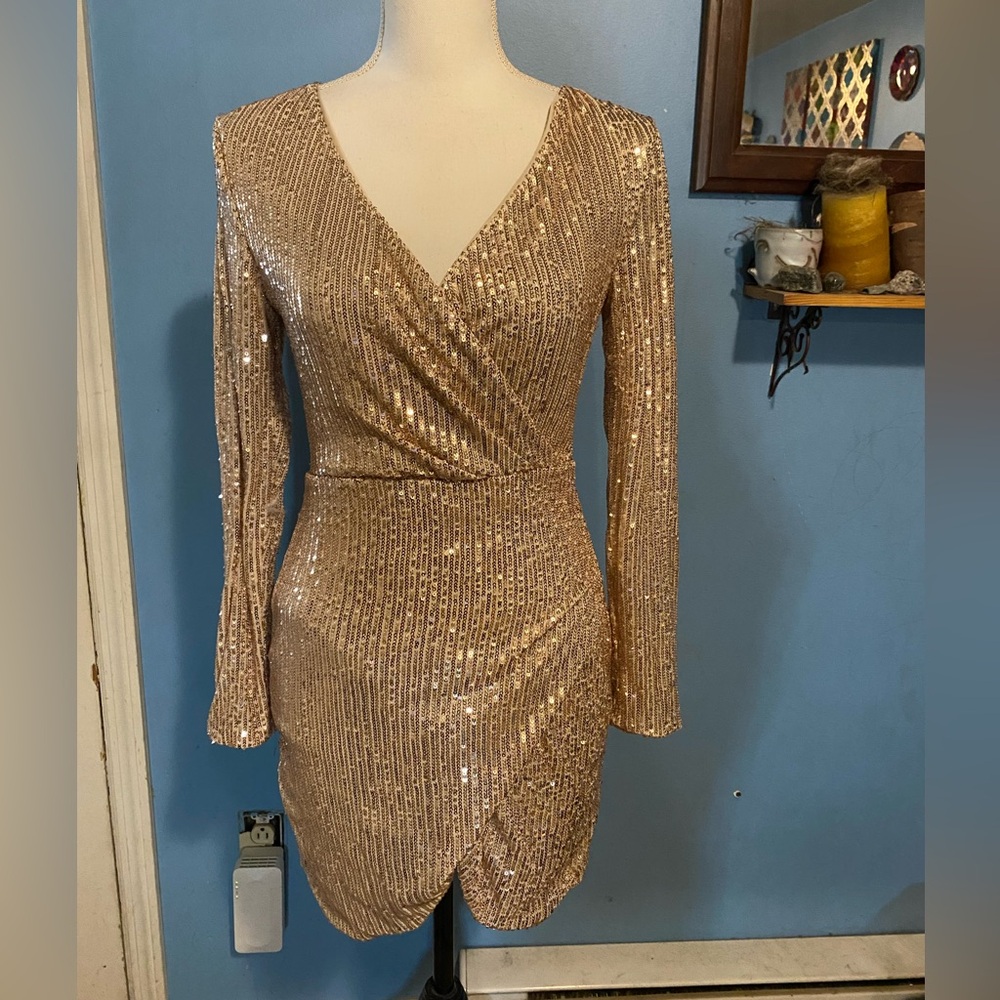 Sequin Wrap V-Neck Long Sleeve Cocktail Dress - Rose Gold